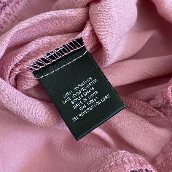 Colleen Lopez | A Bit of Romance Off-the-Shoulder Lace Crochet Tunic Top (PS) - Picture 10 of 16